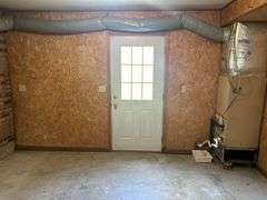 PARCEL 2: BRICK TRI-LEVEL HOME - 2 LOTS: 114 Thomason Ave, Leitchfield, KY 42754
