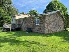 PARCEL 2: BRICK TRI-LEVEL HOME - 2 LOTS: 114 Thomason Ave, Leitchfield, KY 42754