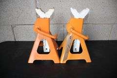(2) 3 Ton Jack Stands