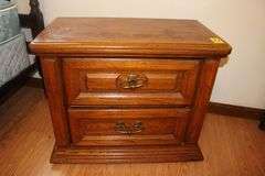 2 Drawer Night Stand