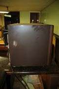 Hot Point Mini Fridge