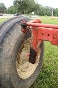 1969 Allis-Chalmers 190 XT Tractor