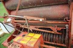 Owatonna Manufacturing Co. 596 Roll Baler