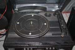 (2) Jensen Stereos and Record Player with (4) Speakers