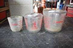 (3) Glass Measuring Cups