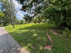 PARCEL 1: LOG HOME - BASEMENT - GARAGE - 1.2 ACRES: 487 Quiggins Lane, Leitchfield, KY 42754