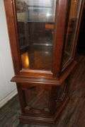 Pulaski Furniture Curio Cabinet with Light