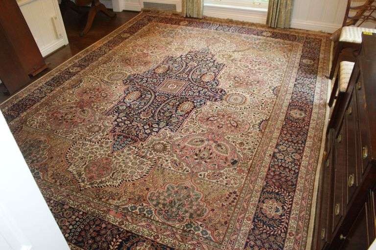 13.5 Ft x 10 Ft Area Rug image