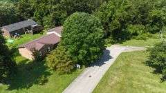 PARCEL 2: BRICK TRI-LEVEL HOME - 2 LOTS: 114 Thomason Ave, Leitchfield, KY 42754