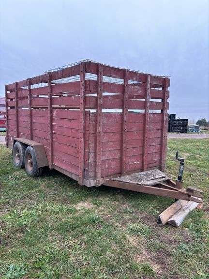 Livestock trailer 6'6" W x 14' L, divider in the middle, under 2500#, row:3