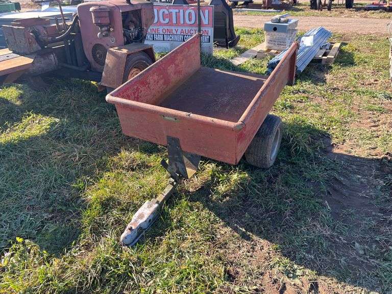 John Deere 80 cart, row:3