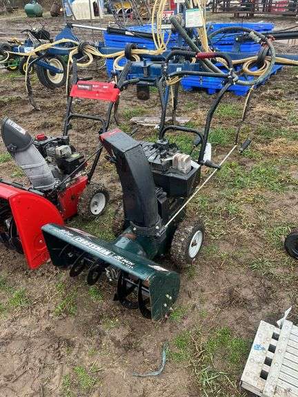 Craftsman 26" 9 horse snow blower, row:6
