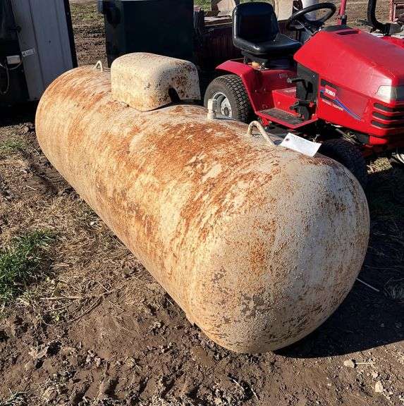 300 gallon LP tank, row:6