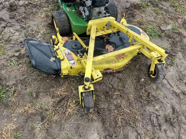 John Deere Commercial walk behind mower, K, row:6