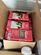 lot of assorted Christmas items, owner states new, bldg:green