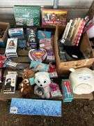 Lot of toys and other items, owner states new, bldg:Green