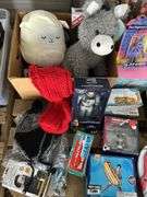 Lot of toys and other items, owner states new, bldg:Green
