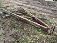 Implement hitch frame, row:6