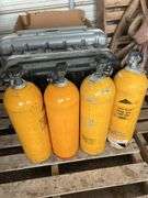 (4) Scott air pack tanks with (2) carrying cases, bldg:Green