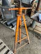 transmission stand, bldg:Green