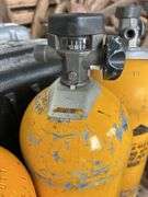 (4) Scott air pack tanks with (2) carrying cases, bldg:Green