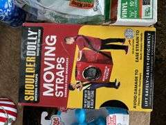 lot of assorted Christmas items, owner states new, bldg:green