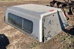 Fiberglass truck cap came off of Chevy 3/4 ton short box, row:6