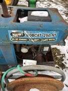 Miller Bob cat 250NT generator welder-non running & (2) recoil wheels, row:3