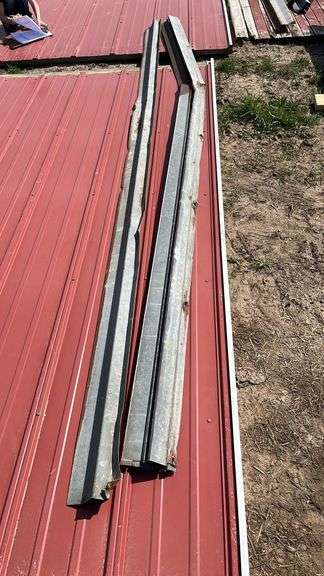 (3) 12 x 12 barn doors, row:5