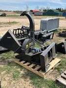 Skid Steer wood chipper, owner states new, row:4