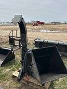 Skid Steer wood chipper, owner states new, row:4