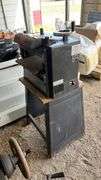 Craftsman 12 1/2 wood planer with stand, blag:green