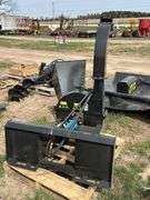 Skid Steer wood chipper, owner states new, row:4