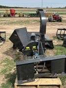 Skid Steer wood chipper, owner states new, row:4
