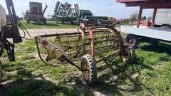 New Holland 256 5 bar hay rake, row:2