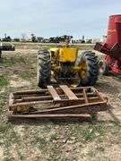 Massey Ferguson 204 fork lift-non running, row:2