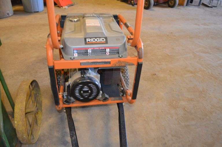 Ridgid 5700 Watt Generator on wheels Sheridan Realty & Auction Co.