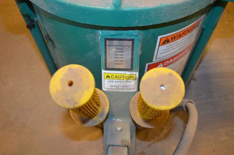 Emerson Model 220 Air Jack/Safety Stand 24,000 lb Capacity * Sheridan