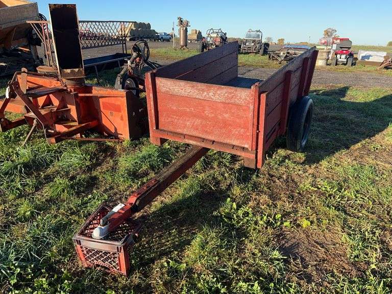 Wood hauling trailer 4' x 8', row:3
