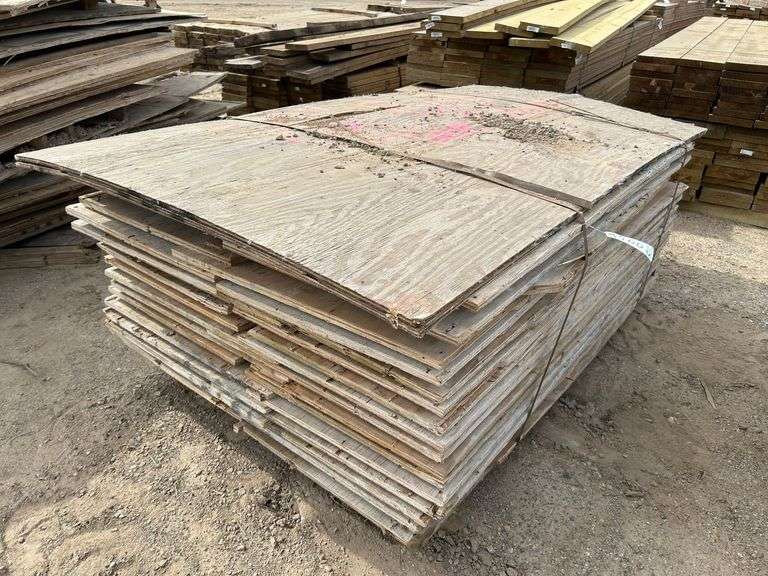 (1) Pallet of Plywood image