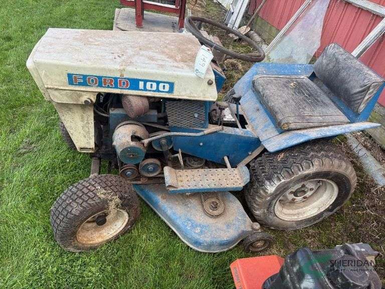 Ford 100 Lawn Tractor with mower deck image