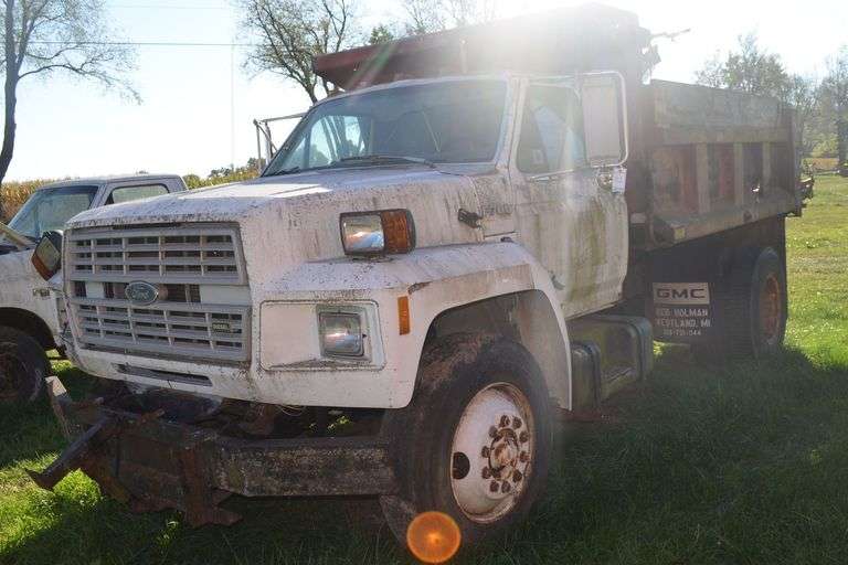 1991  FORD  F-700 image