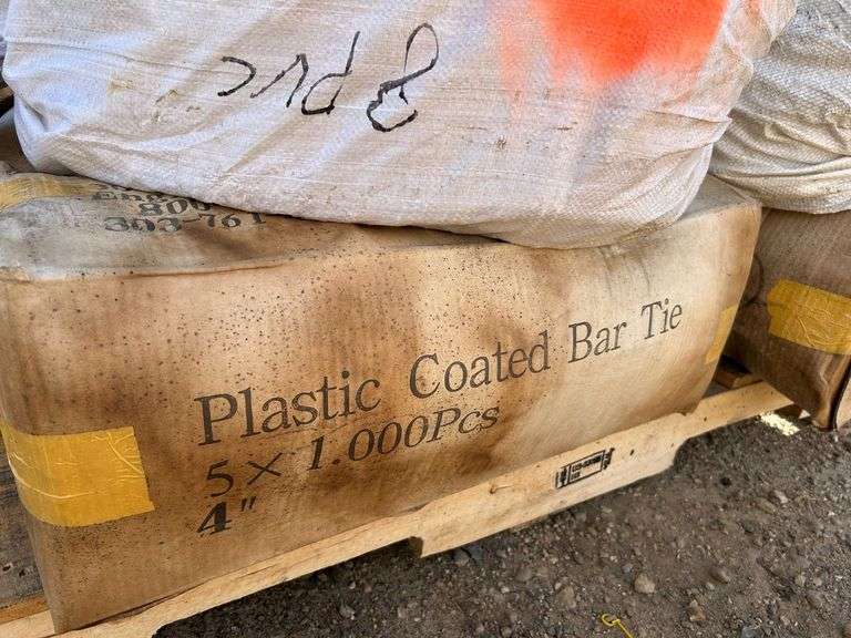 Plastic Coated Bar Ties image