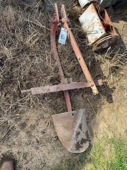 Single shank ditcher, 3 point image