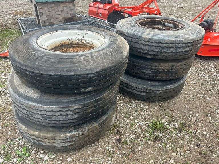(6) Semi Tires on Rims 11R22.5 image