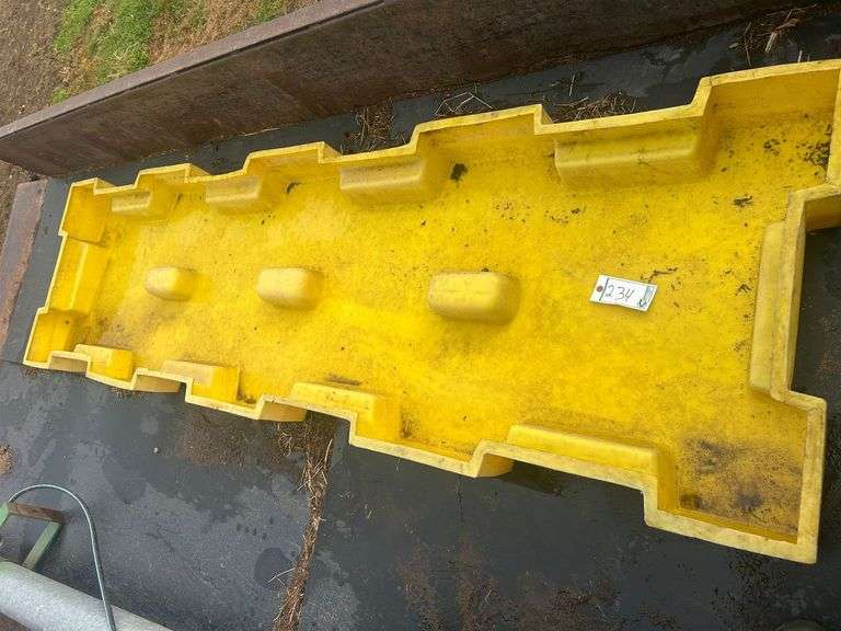 Plastic Tray image