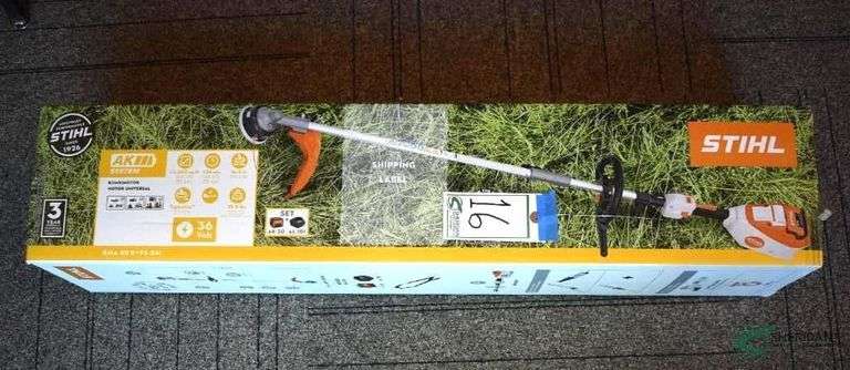 Stihl KMA 80R Battery Powered String Trimmer image