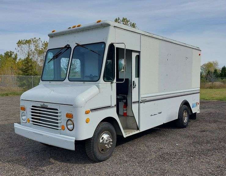 1982 Chevy Grumman Rupp Step Van image