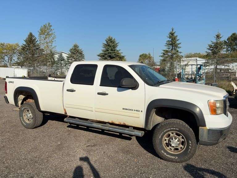 2008  GMC  Sierra image