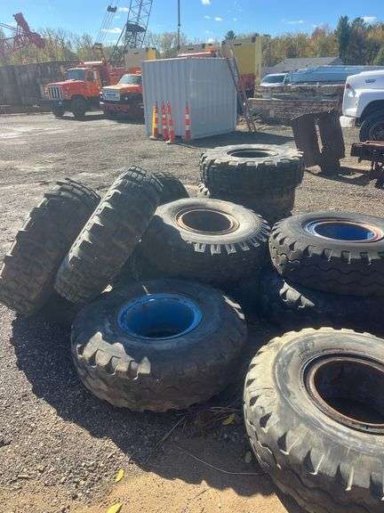 (12) 14.00-20 Tires on Rims image